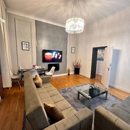 Paddington Station - 2-Bedrooms, 2-Baths And Living Room - Posh Apartment In Central Londra Dış mekan fotoğraf